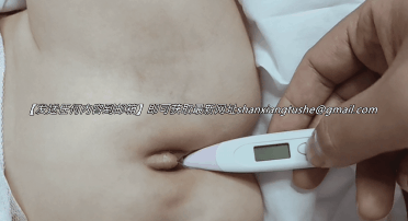 图片[4]-【稀有资源】变态父亲另类调教小女孩 体温计 跳蛋 肛塞 假阳具！！！-uu欢迎您！